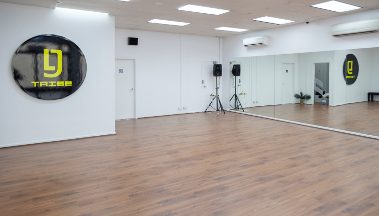 Studio Hire 8 M 1